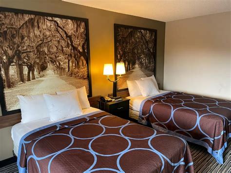 Super 8 by Wyndham Elberton, Elberton – Updated .